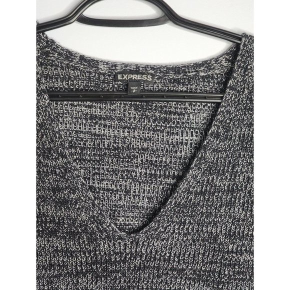 Express Women's Gray Knit V-Neck Pullover Sweater Size Small - Picture 7 of 8